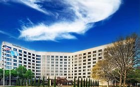 Hotel Doubletree By Hilton Tulsa At Warren Place Exterior photo