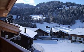 Hotel Gästehaus Alpenblick Wildstrubel Sankt Stephan Exterior photo