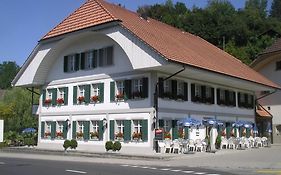 Hotel Gasthof Löwen Melchnau Exterior photo