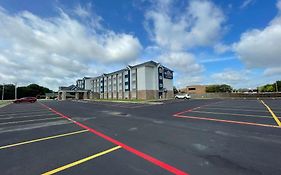 Microtel Inn & Suites By Wyndham Bossier Stadt Exterior photo