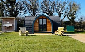 Hotel Camping Pods Trevella Holiday Park Crantock Exterior photo