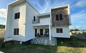 Villa Seabreeze Manor Basseterre Exterior photo