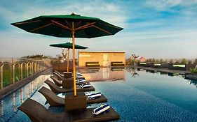 Hotel Grand Sovereign Kuta Lombok Exterior photo