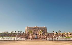 Hotel Emirates Palace Mandarin Oriental, Abu Dhabi Exterior photo