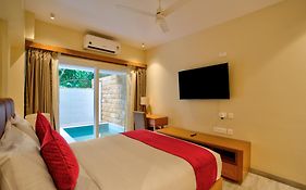 Asgard Stays With Jacuzzi & Swimming Pool - Close To Thalassa And Chapora Fort Siolim Exterior photo