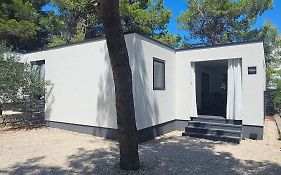 Fjaka Luxury Mobile Home - Oaza Mira Camping Croatia Drage Exterior photo