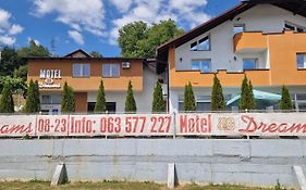 Motel/Hostel Dreams Novi Travnik Exterior photo