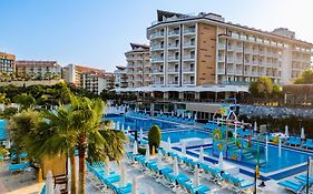 Ramada Resort Kusadasi & Golf Exterior photo