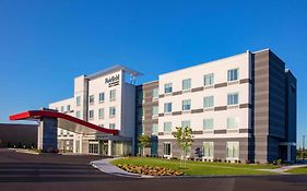 Fairfield By Marriott Inn & Suites Lewisburg Exterior photo