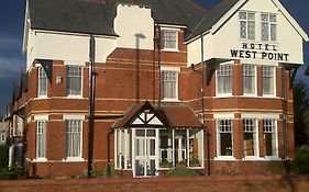 West Point Hotel Bed&Breakfast Colwyn Bay Exterior photo