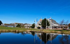 Appartementen STRANDHUYS en DE VUURTOREN - Resort Amelander Kaap met Terras en Gratis Verwarmd Binnen ZWEMBAD Hollum  Room photo