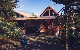 Hostel Spanish By The River - Turrialba Exterior photo