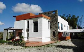 Hotel Familiar El Remanso Del Agua Guatapé Exterior photo