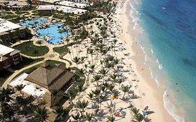 Hotel Grand Paradise Bavaro Uvero Alto Exterior photo