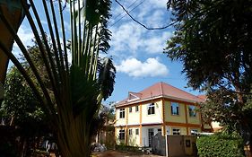 Rafiki Backpackers & Guesthouse Moshi Exterior photo