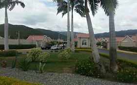 Villa Caymanas Estate House Portmore Exterior photo