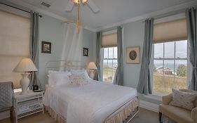 Shorecrest Bed And Breakfast Southold Exterior photo