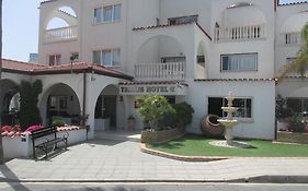 Tsialis Hotel Apartments Larnaka Exterior photo