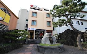 Daedong Hotel Jeju Exterior photo