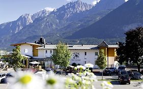 Hotel Holunderhof Lienz Exterior photo