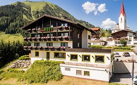 Hotel Witt Berwang Exterior photo