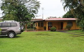 Arenal Glamping Hostel La Fortuna Exterior photo