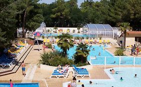 Hotel Camping Officiel Siblu Le Bois Dormant Saint-Jean-de-Monts Exterior photo