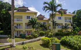 Hotel Hillview At Mystic Ridge Ocho Rios Exterior photo