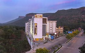 Hotel Pai Viceroy Tirupati Exterior photo