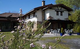 Gasthaus Agroturismo Ibarra Amorebieta-Etxano Exterior photo