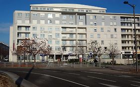 KOSY Appart'Hôtels - La Maison Des Chercheurs Vandoeuvre-lès-Nancy Exterior photo