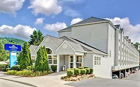 Microtel Inn&Suites by Wyndham Gatlinburg Exterior photo