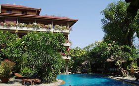 Green Garden Beach Resort & Spa Kuta Lombok Exterior photo