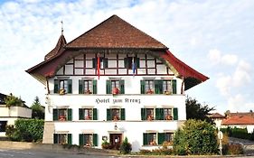 Hotel zum Kreuz Suhr Exterior photo