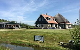 Bed and Breakfast 'T Lant Van Texsel De Koog  Exterior photo