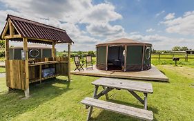 Hotel Mousley House Farm Campsite And Glamping Warwick  Exterior photo