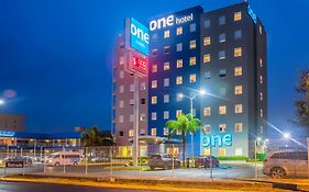 Hotel One Monterrey Aeropuerto Exterior photo