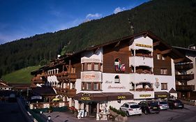 Hotel Brennerspitz Neustift im Stubaital Exterior photo