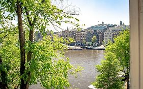 Bed and Breakfast Zwanestein Canal House Amsterdam Exterior photo