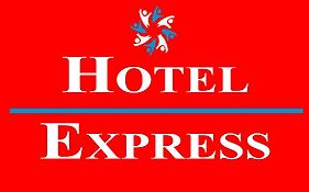 Hotel Express Anniston/Oxford Exterior photo