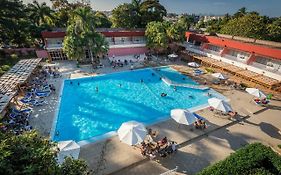 Hotel Pinar del Río Exterior photo