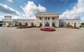 Hotel Parisel Palace Centrum Konferencyjno-Wypoczynkowe Klimki Pod Lukowem Exterior photo