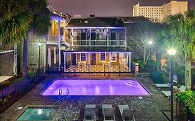 Hotel Maison Saint Charles New Orleans Exterior photo