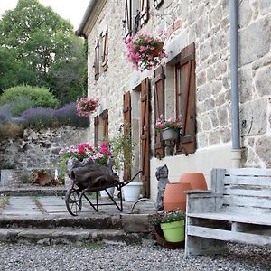 Bed and Breakfast La Belle Ame Saint-Priest-des-Champs Exterior photo