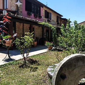 Villa Agriturismo La Corte Sul Lago Cingoli Exterior photo