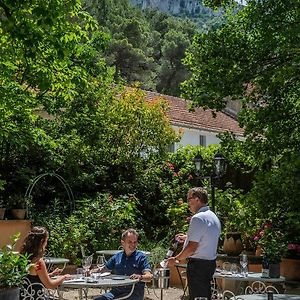 Hotel Les Florets Gigondas Exterior photo