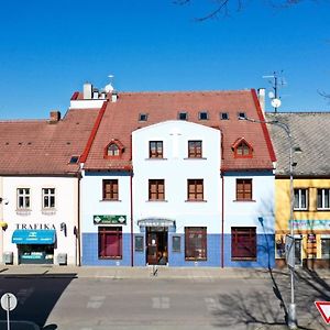 Hotel Pansky Dum Adlerkosteletz Exterior photo