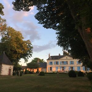 Bed and Breakfast Chateau De Pintray Lussault-sur-Loire Exterior photo