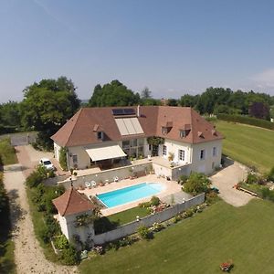 Bed and Breakfast La Maison Du Parc Saint-Raphaël Exterior photo