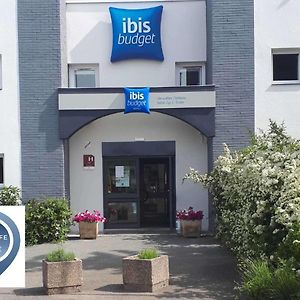 Hotel ibis budget Versailles Chateau Saint cyr l'Ecole Exterior photo